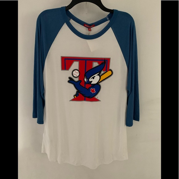 Toronto Blue Jays primary logo woman’s M tee shirt NWT - Picture 1 of 8